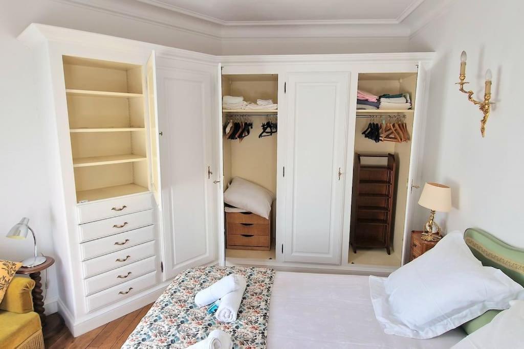 Appartement Christina : A Deux Pas De La Tour Eiffel Parijs